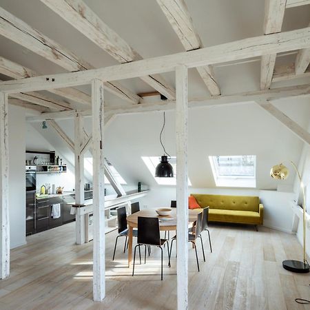גרה Kuenstlerzimmer Im Kulturhaus Haeselburg מראה חיצוני תמונה