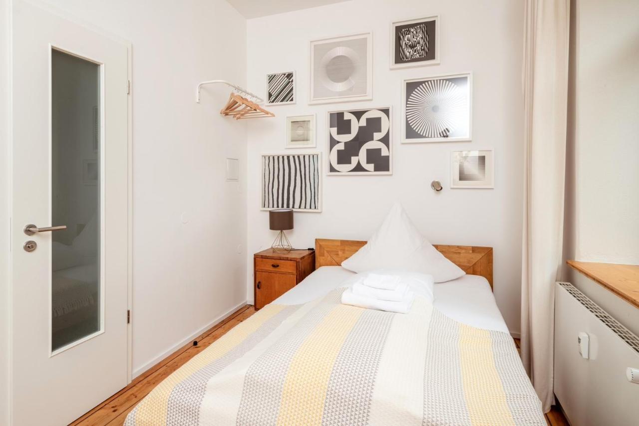 גרה Kuenstlerzimmer Im Kulturhaus Haeselburg מראה חיצוני תמונה