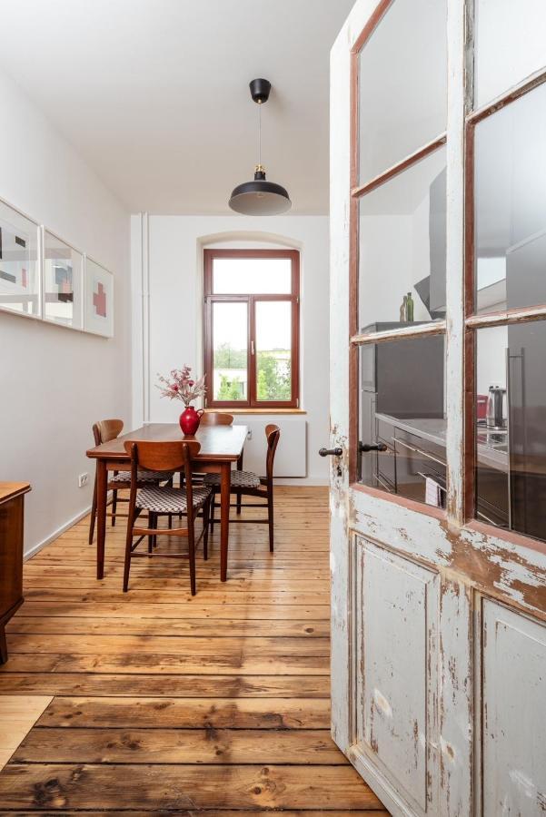 גרה Kuenstlerzimmer Im Kulturhaus Haeselburg מראה חיצוני תמונה