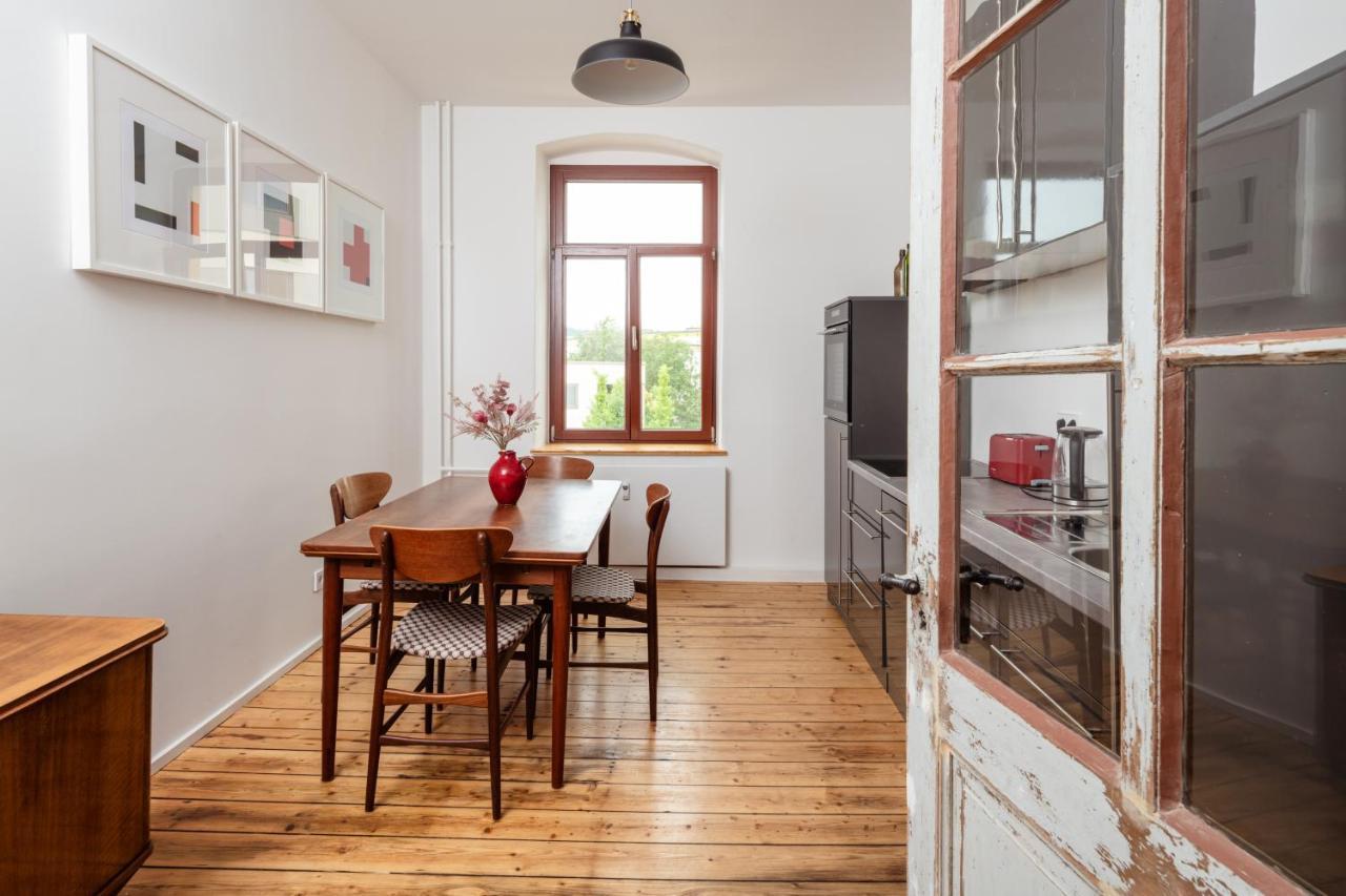 גרה Kuenstlerzimmer Im Kulturhaus Haeselburg מראה חיצוני תמונה
