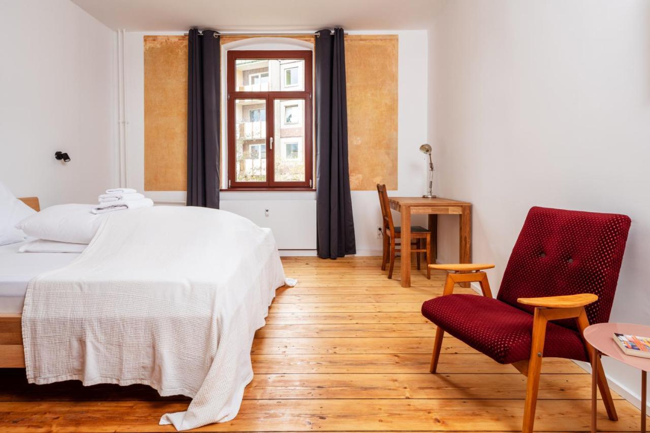 גרה Kuenstlerzimmer Im Kulturhaus Haeselburg מראה חיצוני תמונה
