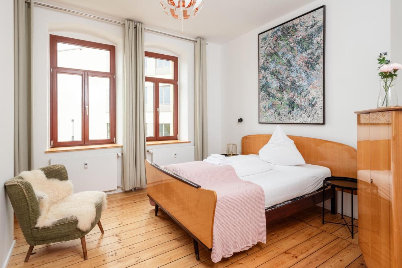גרה Kuenstlerzimmer Im Kulturhaus Haeselburg מראה חיצוני תמונה