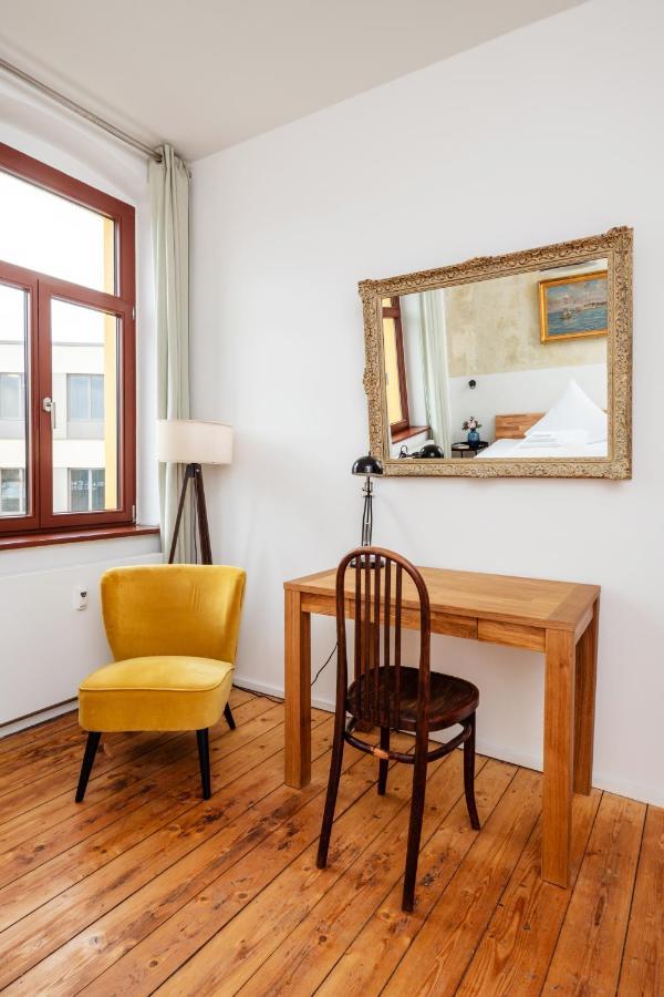 גרה Kuenstlerzimmer Im Kulturhaus Haeselburg מראה חיצוני תמונה