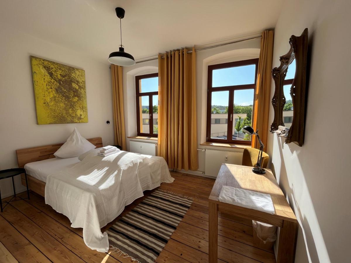 גרה Kuenstlerzimmer Im Kulturhaus Haeselburg מראה חיצוני תמונה