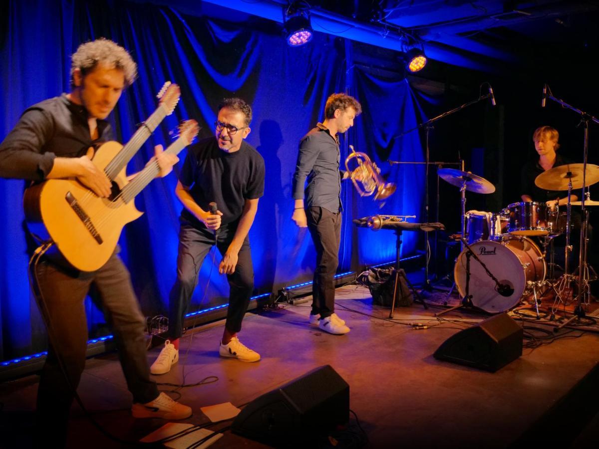 גרה Kuenstlerzimmer Im Kulturhaus Haeselburg מראה חיצוני תמונה