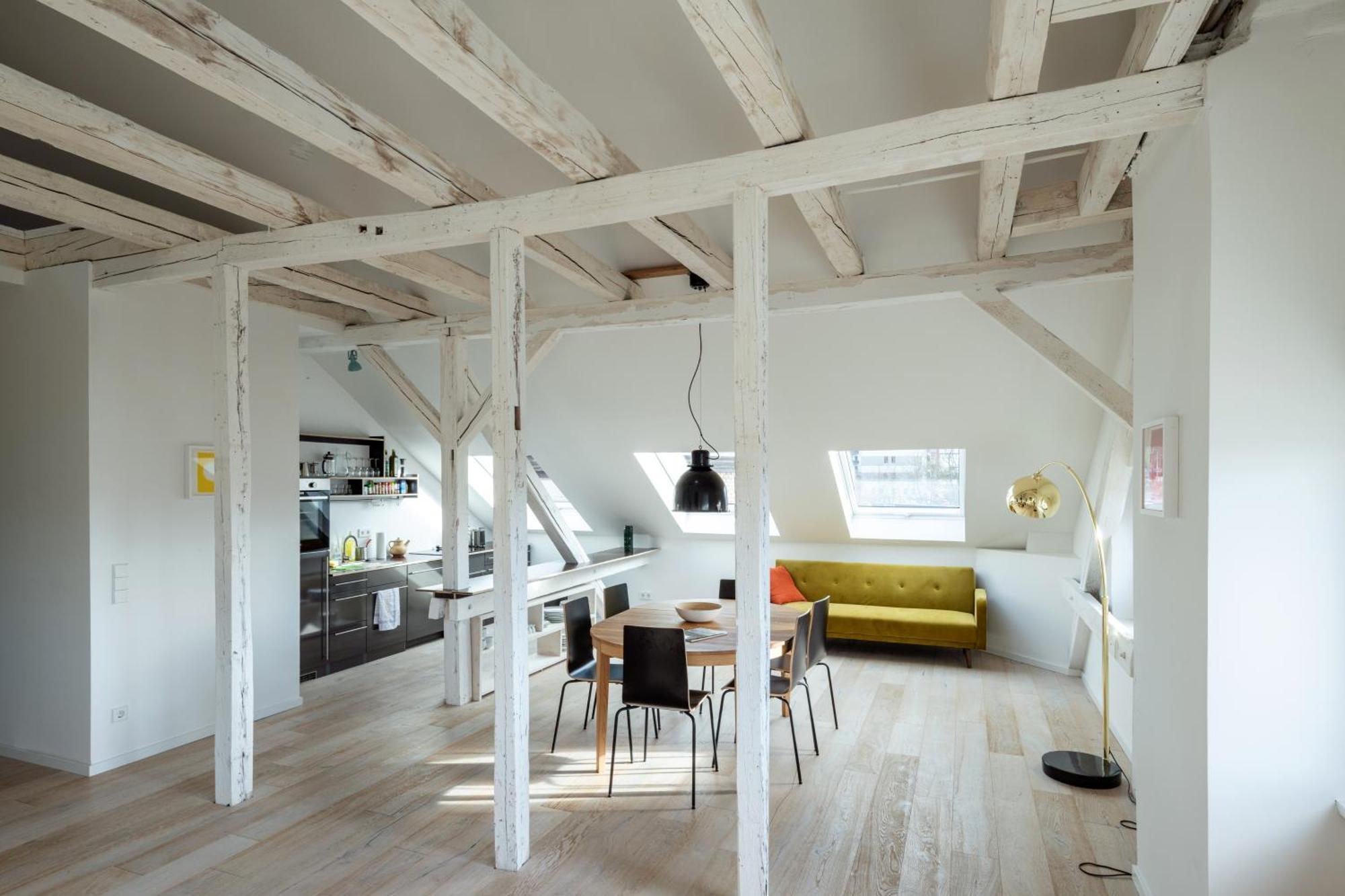 גרה Kuenstlerzimmer Im Kulturhaus Haeselburg מראה חיצוני תמונה
